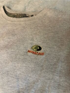 Mossy Oak Gray Waffle Knit Pullover with Logo